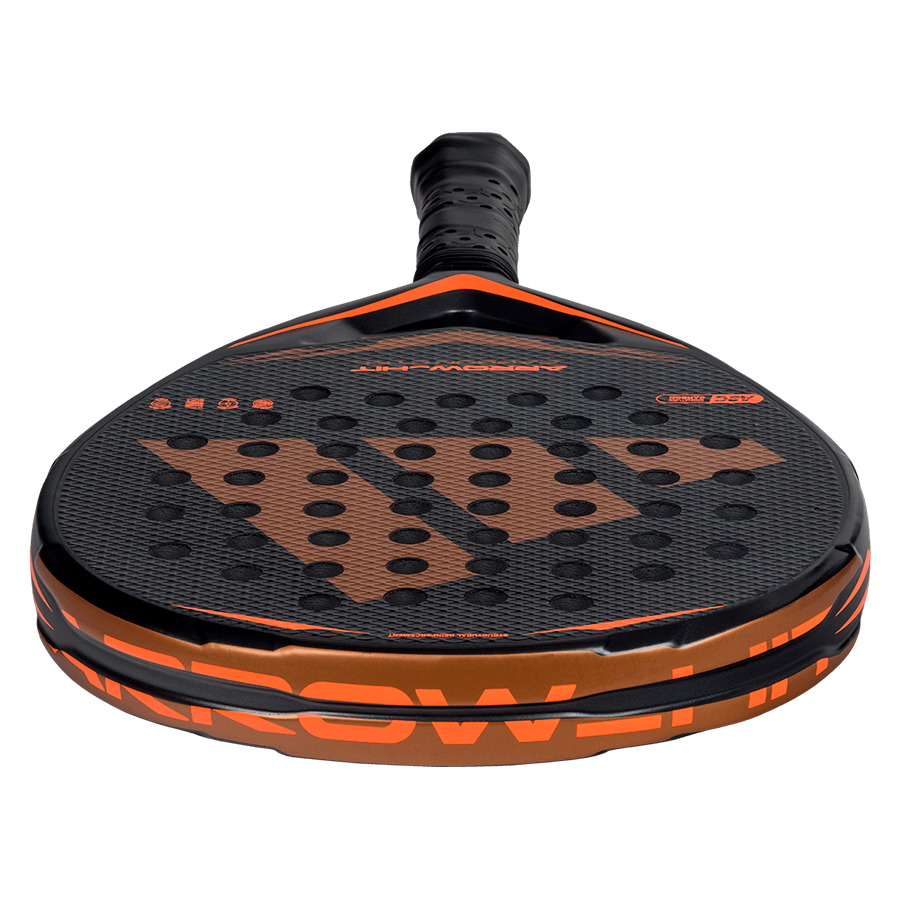 Arrow Hit Carbon CTRL 2026